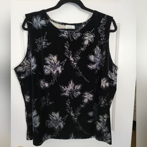 Blank and Grey Velvet Floral Top